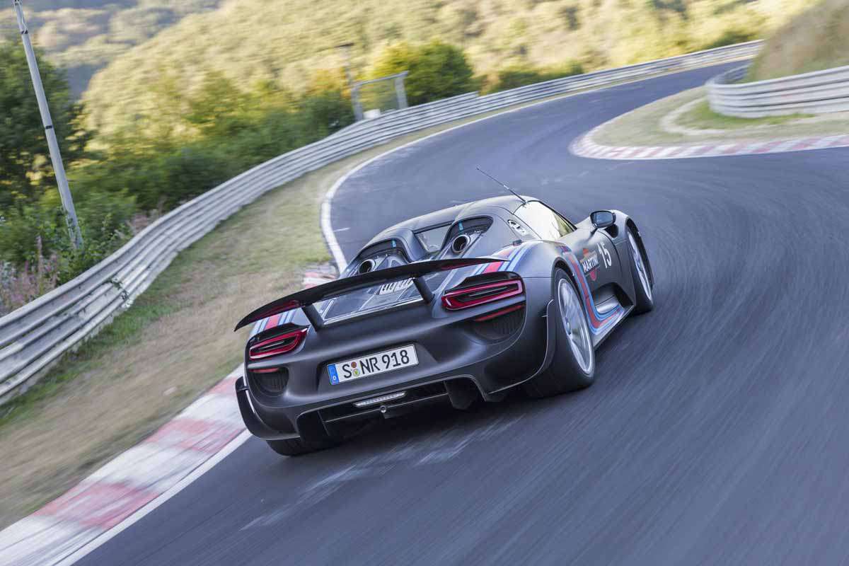 Porsche 918 Spyder impone récord en Nürburgring