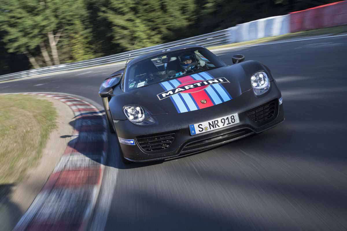 Porsche 918 Spyder impone récord en Nürburgring