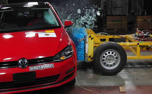 Volkswagen Golf 7 LatinNCAP