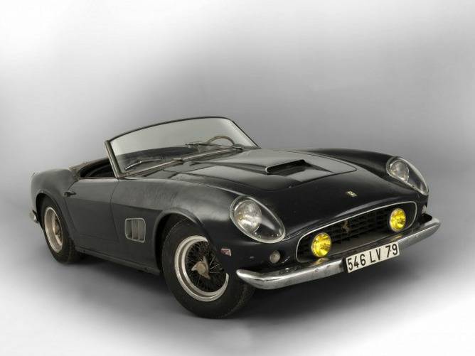 Ferrari 250 GT California Spider subasta París-M