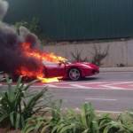 Fuego: algo que no es raro en Ferrari y Lamborghini