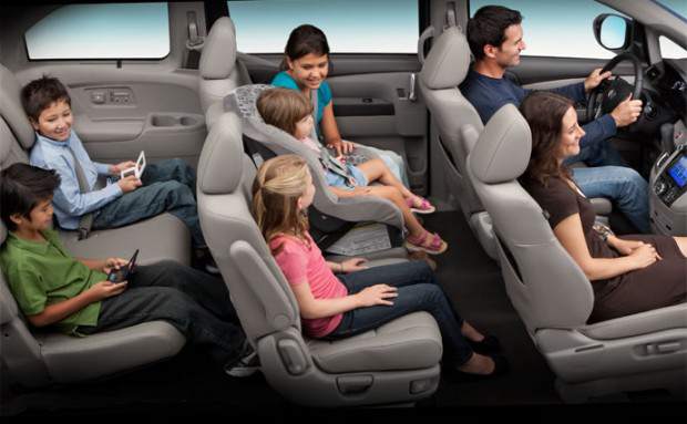 Honda Odyssey 2015 con capacidad para 8 pasajeros