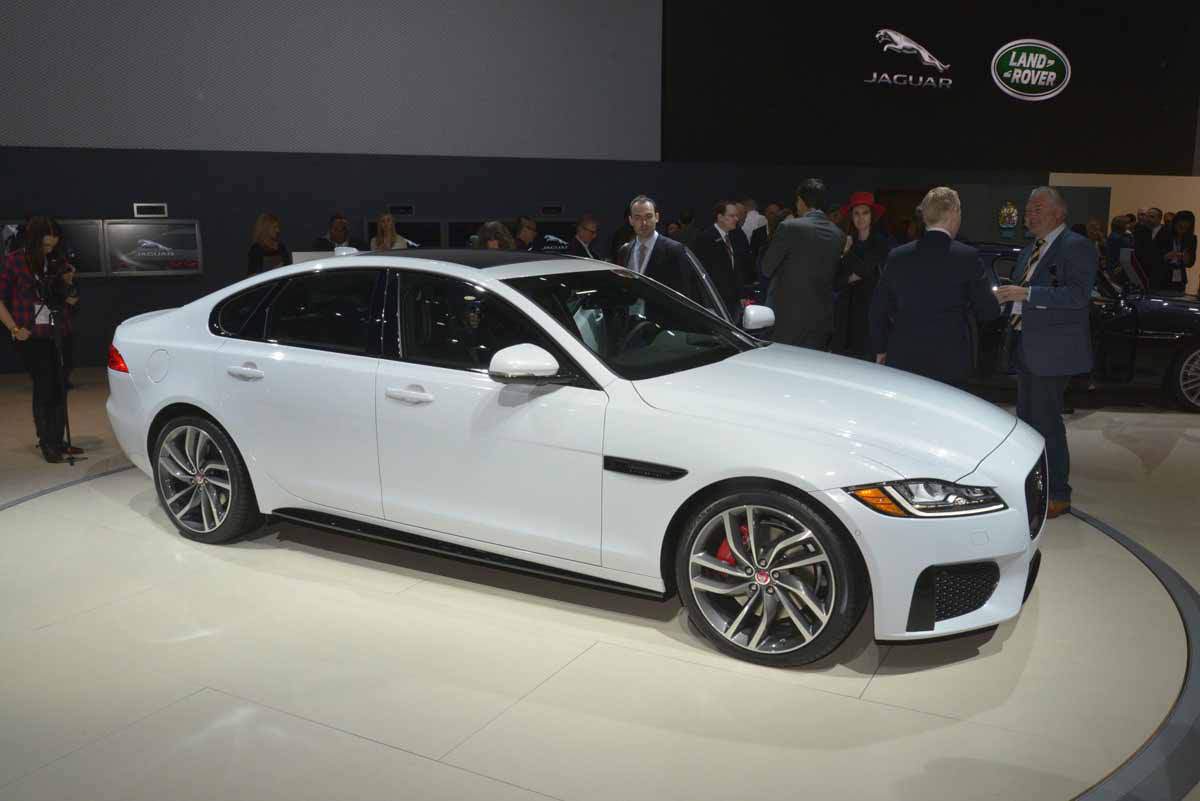 Jaguar XJ