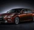 Lexus ES 2016.