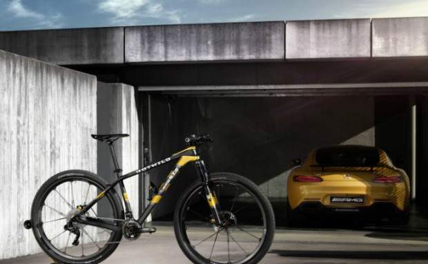 Mercedes AMG bicicleta de montaña Rotwild GT S