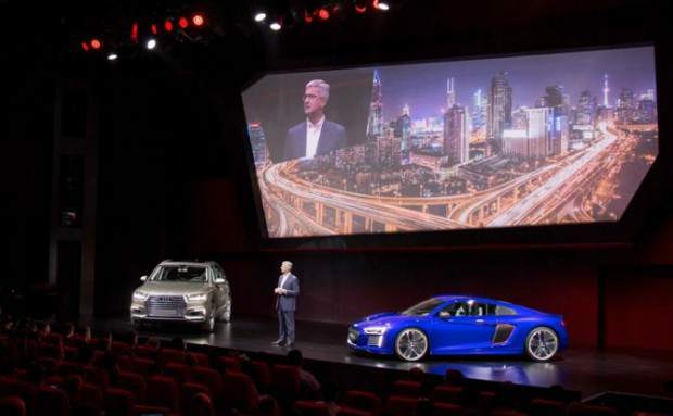 Audi R8 e-tron autónomo CES Asia 2015-M
