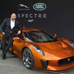 David Bautista en el Jaguar C-X75