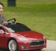 Tesla Model S de Radio Flyer-1