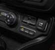 190305_Jeep_Renegade_Plug-in_Hybrid_8rkb85i25l59421uaos74aju8e7