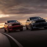 Con 710 caballos de fuerza, la Dodge Durango SRT Hellcat destrona a la Jeep Grand Cherokee Trackhawk como la SUV más potente del mercado.2021 Dodge Durango R/T Tow N Go (left) and Durango SRT Hellcat (right)