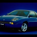 Fiat Coupé 1993.
No hace muchos años, Fiat todavía se arriesgaba con Coupés de diseño inconforme. Aunque hubo variantes modestas, era posible combinarlo con un motor Turbo de 220 hp.