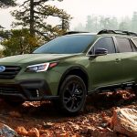 Subaru Outback. La reina en ventas por amplio margen, con un 85.7% del segmento. A sus argumentos de fiabilidad, la Subaru Outback suma una pantalla de 11.6”, tracción total de serie y oferta mecánica compuesta por un cuatro cilindros 2.5 l Bóxer de 182 hp y 176 lb-pie, o un 2.4T de 260 hp y 277 lb-pie.