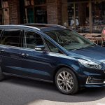 La Ford Galaxy (sin relación con el Galaxie) es una miniván que, en sus inicios, compartió base con las VW Sharan y SEAT Alhambra, pero luego derivó del sedán Mondeo. Se combina con motores EcoBlue diésel o EcoBoost de hasta 240 hp.