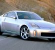 Luego que se descontinuara el 300ZX entre 1996 (USA) y 2001 (Japón), el Z entró en una pausa que terminó con la llegada del Nissan 350Z en 2002. El V6 3.5 litros, tomado de la Pathfinder, ofreció 287 hp, que luego subieron a 306 corceles. Sólo se ofreció como biplaza, retomando el espíritu del primer Z.