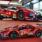 El Ferrari 488 GTE se mantiene por un tiempo más, mientras llega su reemplazo derivado del F8. LEGO aprovecha y nos trae esta unidad con 1,677 piezas y 19” (48 cm); el primer Ferrari que recibe el tratamiento Technic. El precio es de $169.99 dólares, aunque la verdadera mala noticia es que llegará hasta el 1 de enero de 2021.