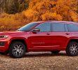 Y en los albores del 2021, Jeep nos presenta la quinta generación, con el nombre Grand Cherokee L, cuya letra final hace alusión a su carrocería extendida, capaz de alojar tres filas de asientos por primera vez en la historia del modelo.