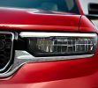 Olvídense de los faros que parecían tomados del Chrysler 300, las nuevas unidades son bastante esbeltas, al estilo de la Grand Wagoneer o la Grand Commander para China.