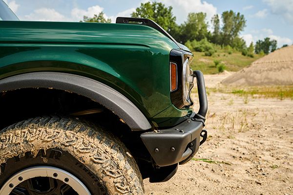 ford-bronco-eruption-green-2022.jpg