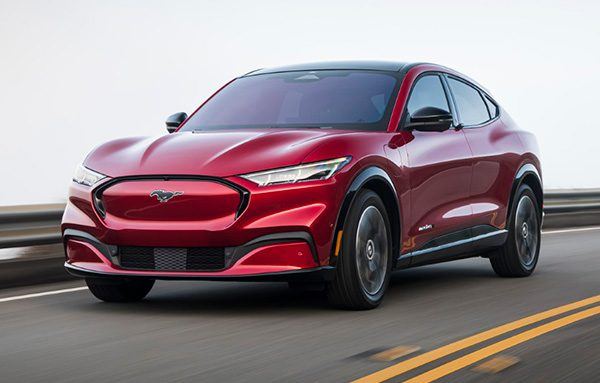 ford-mustang-mach-e-2022.jpg