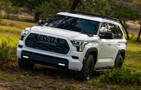 toyota-sequoia-2023.jpg