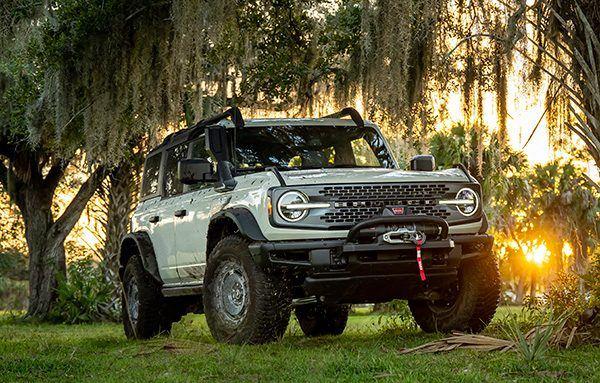 ford-bronco-everglades-2022.jpg