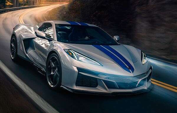 chevrolet-corvette-e-ray-2024.jpg