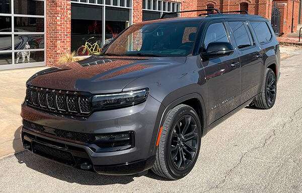 jeep-grand-wagoneer-l-2023.jpg
