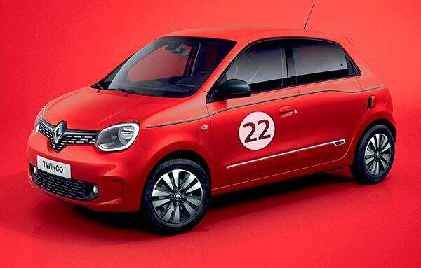 shakira.ferrari-renault-twingo.jpg