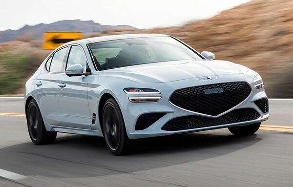 genesis-g70-2023.jpg