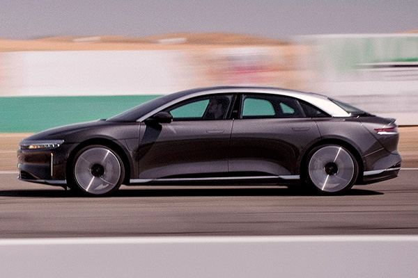 lucid-air-grand-touring-2023.jpg