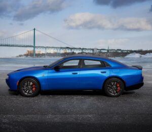 Dodge Charger Daytona EV 2026 4 puertas
