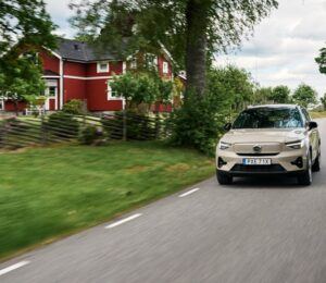 Volvo EX40