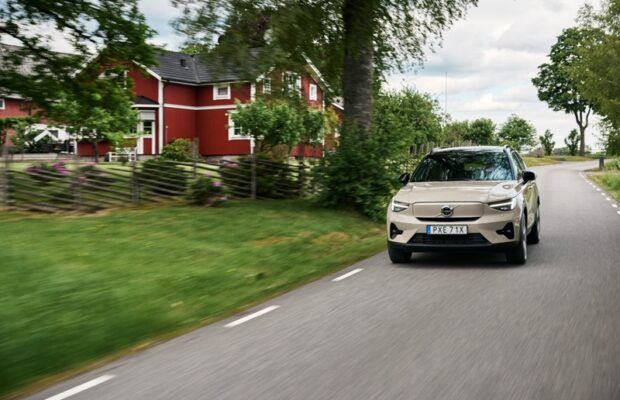 Volvo EX40