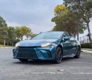 Toyota Camry 2025