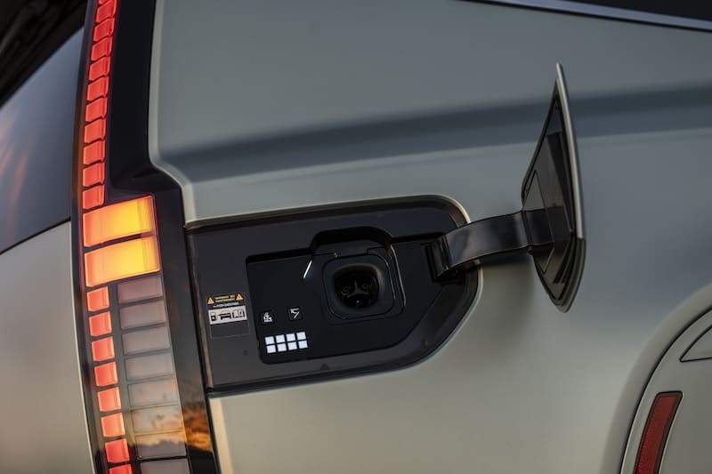 Hyundai IONIQ 9 - conectividad