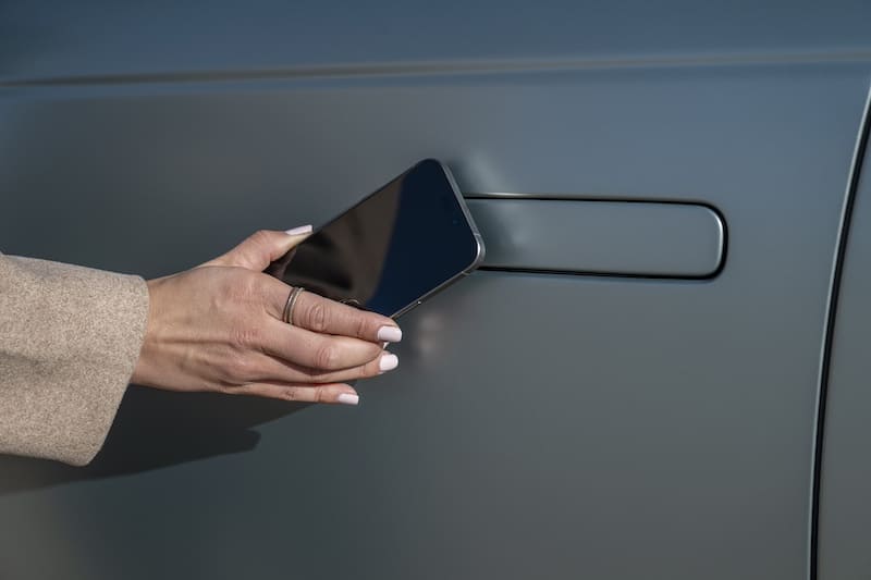 Hyundai IONIQ 9 - conectividad