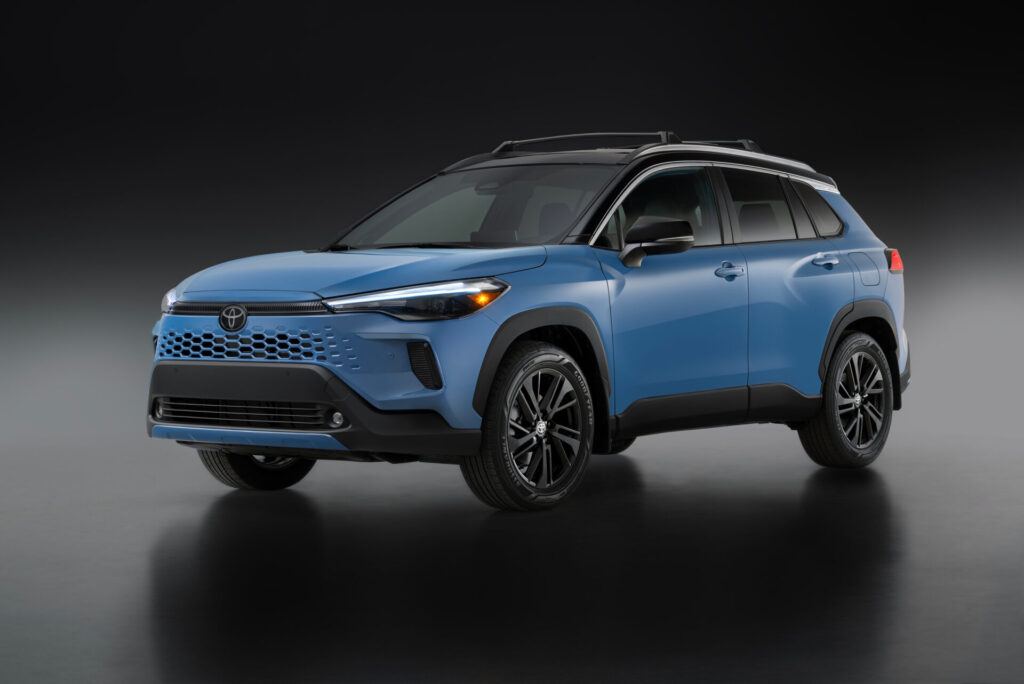 Un Toyota Corolla Cross 2026 híbrido