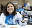 Genesis con el Boys & Girls Club de Huntington Valley