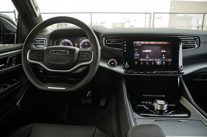 Jeep Wagoneer COV 2025