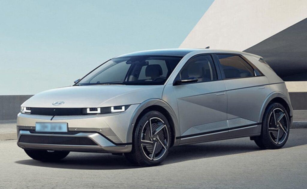 El BYD Yangwang U7 supera a Tesla y Mercedes en aerodinámica: el nuevo líder de los vehículos eléctricos.
