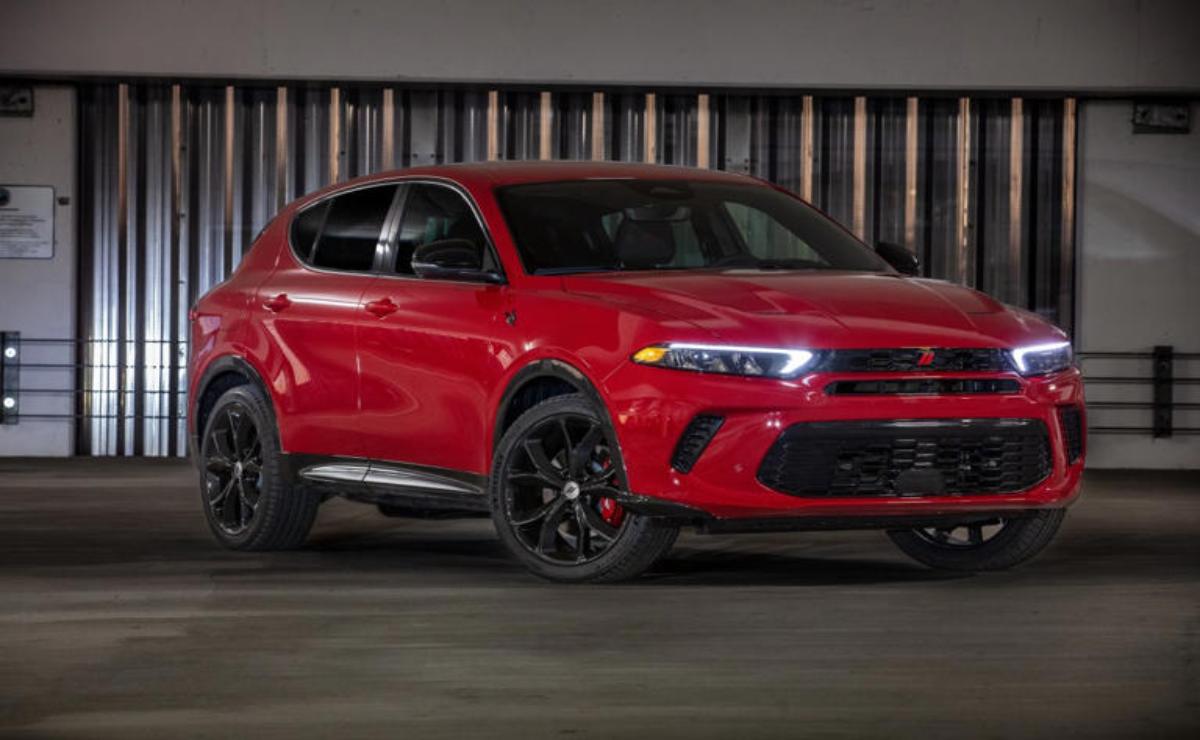 ¿El Fin del Dodge Hornet 2026? Aranceles y Caída en Ventas Amenazan a uno de los Crossovers más Baratos de Stellantis.