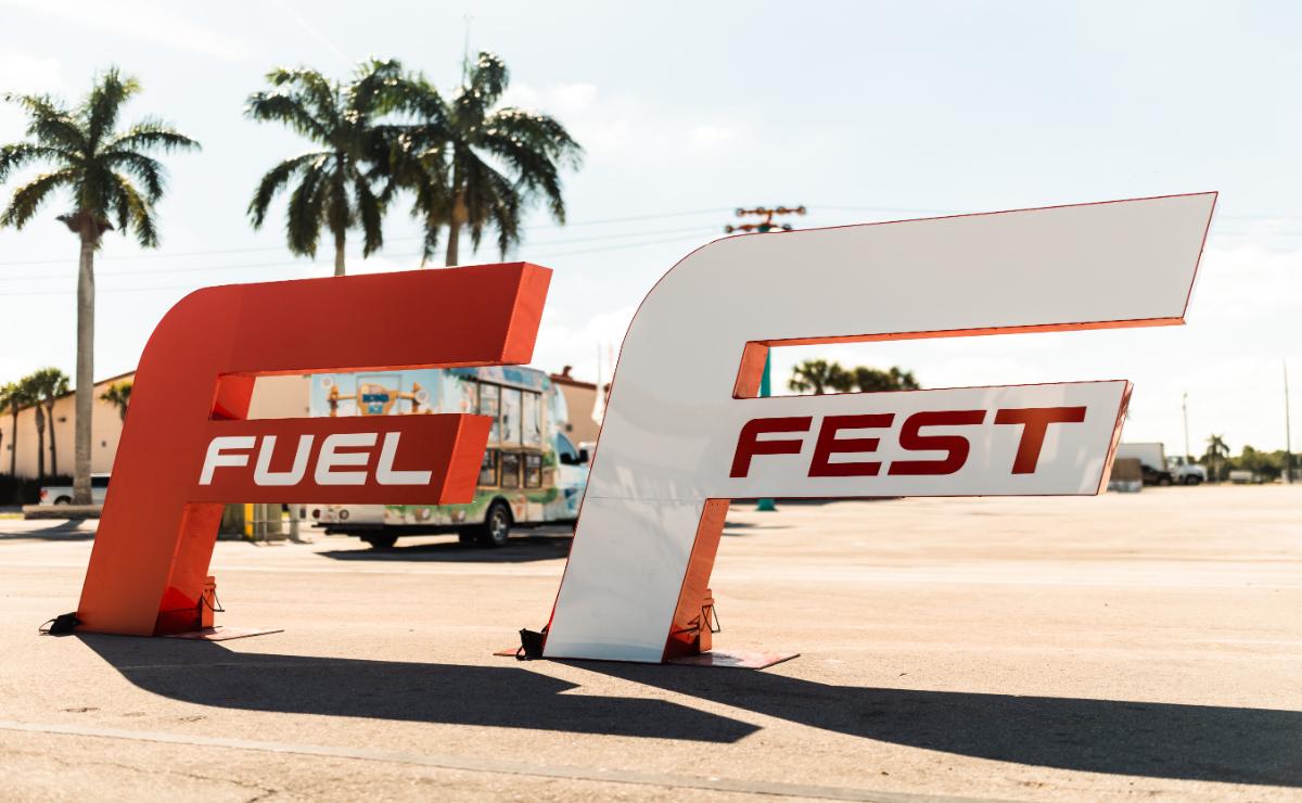 FuelFest llega a Salt Lake City: más de 600 coches, drifting en vivo y estrellas de Rápidos y Furiosos.