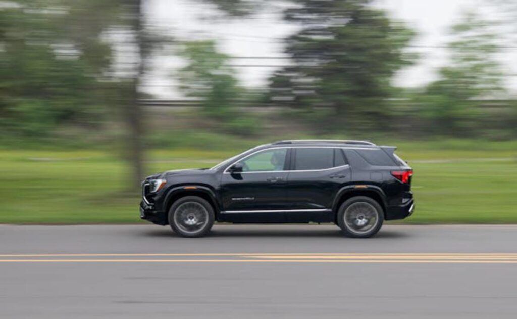 GMC Terrain Denali 2026: apariencia de camioneta, alma de crossover.