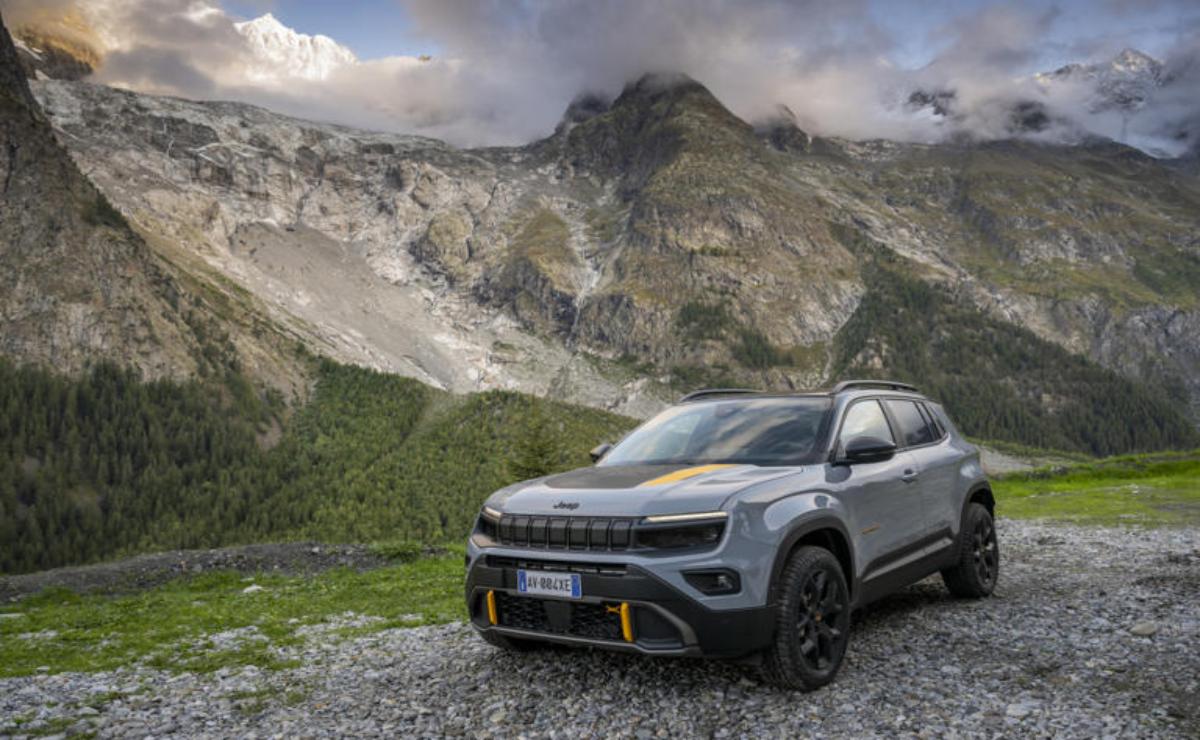 El Jeep Avenger arrasa en Europa: 200.000 pedidos y nueva versión híbrida 4xe con tracción total.