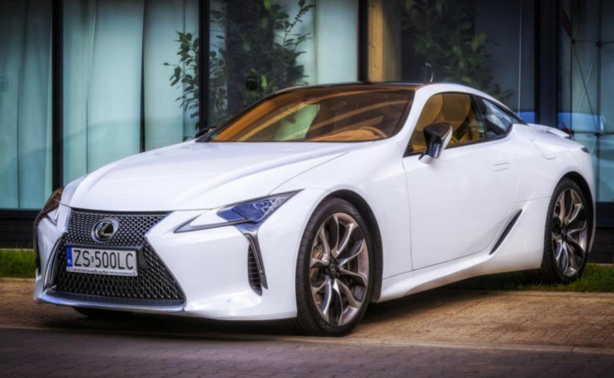 Este es el Lexus más divertido de conducir, según los conductores más exigentes.