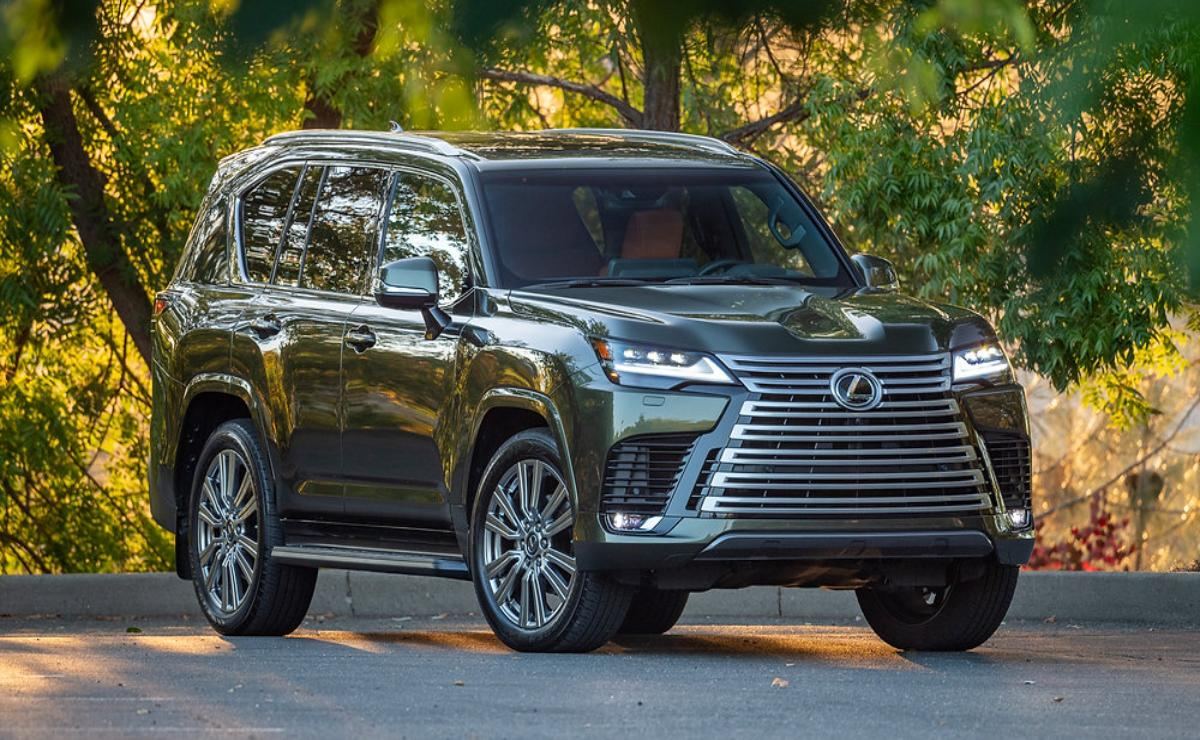 3 SUV de Lujo que Solo Deberías Comprar Nuevos en 2025: ¡La Excepción a la Regla!