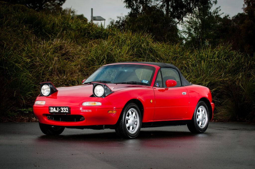 Todo lo que sabemos hasta ahora sobre el Mazda Miata de quinta generación: el futuro del icónico deportivo.