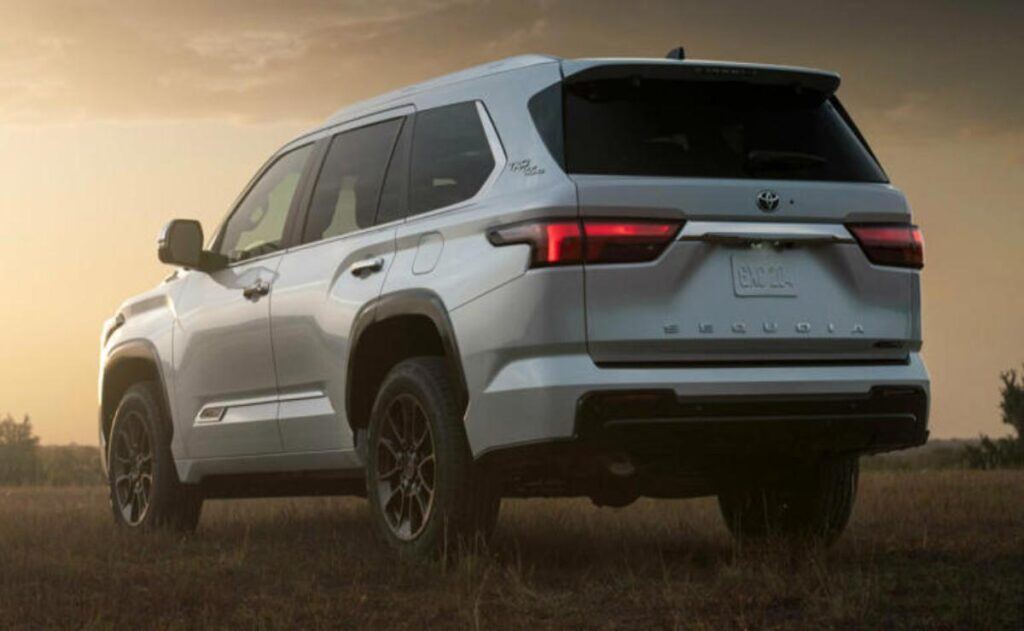 Toyota Sequoia 2026: El SUV más grande con más lujo y un precio más elevado.