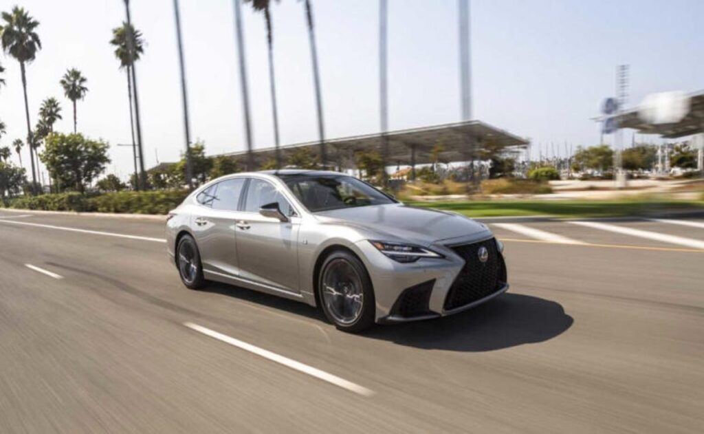 Los autos de lujo con los costos de mantenimiento más bajos en 2025: ¡Lujo asequible es posible!