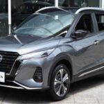 El Nissan Kicks se presenta como una de las compras más inteligentes de este 2025. Incluso en sus versiones más equipadas, se mantiene por debajo del umbral de los 30.000 dólares. Destaca por ofrecer tracción total en los acabados superiores y un consumo ajustado, además de un habitáculo más amplio respecto a generaciones anteriores.